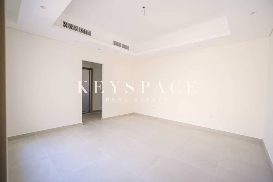 Nature-Inspired Residence | Stylish Family Haven | Resale, photo 2