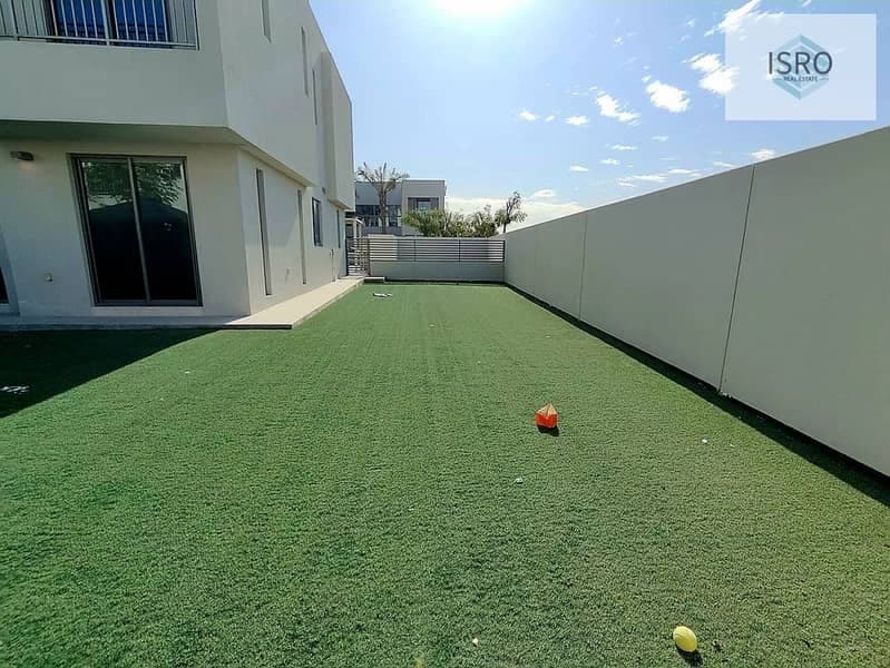 3BEDROOM corner unit townhouse Villa for sale available in al zahia Yasmeen, photo 2