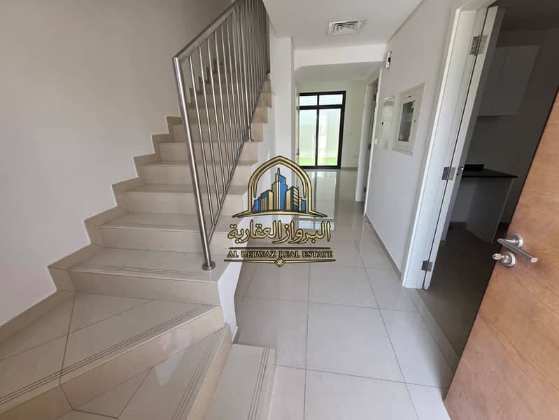 The Deal of the Day | Cheapest 2BHK Middle Villa | On the Main Street | AED 1.2M, photo 2