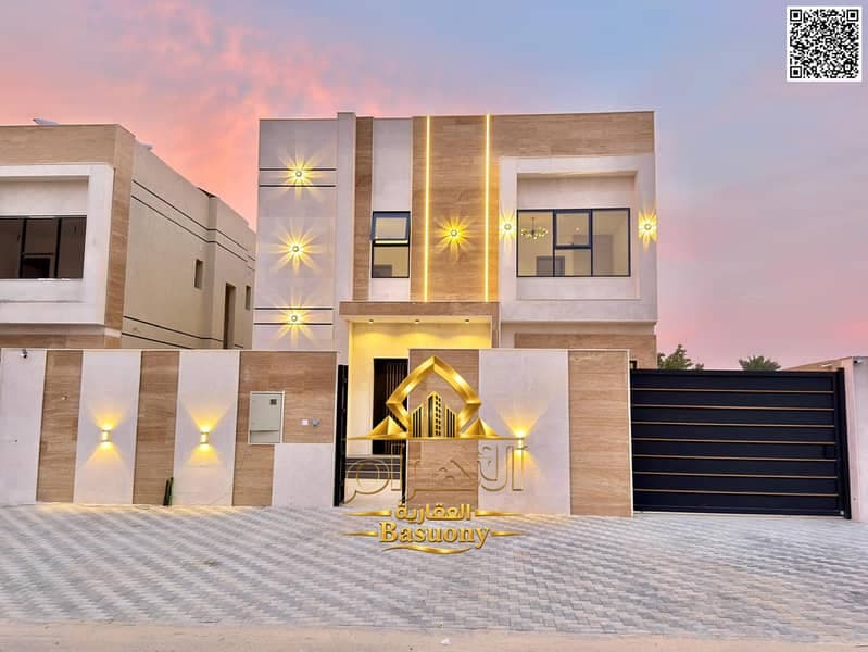 Villa for sale in Ajman, Al Helio 2 area. Features 3 bedrooms, a majlis, a living room, a maid's room, and a storage room. Freehold ownership availabl, Al Helio