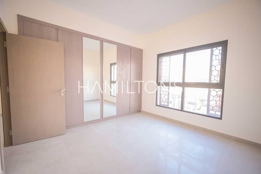 Innovative Smart Villa | Contemporary Architectural Masterpiece | Rare Resale, photo 3