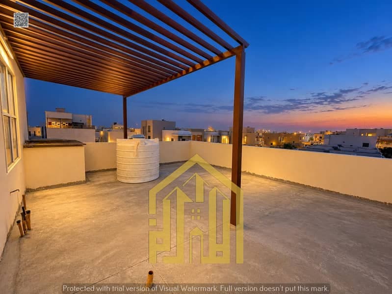 Great Deal | Two floors plus a rooftop with a private seating area | Includes electricity, water, and air conditioning., photo 2