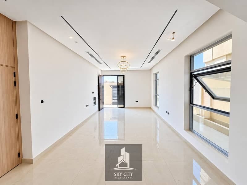 An exceptional location and a once-in-a-lifetime opportunity: a luxurious, modern villa for sale—featuring a contemporary Dubai-style design—located, photo 3